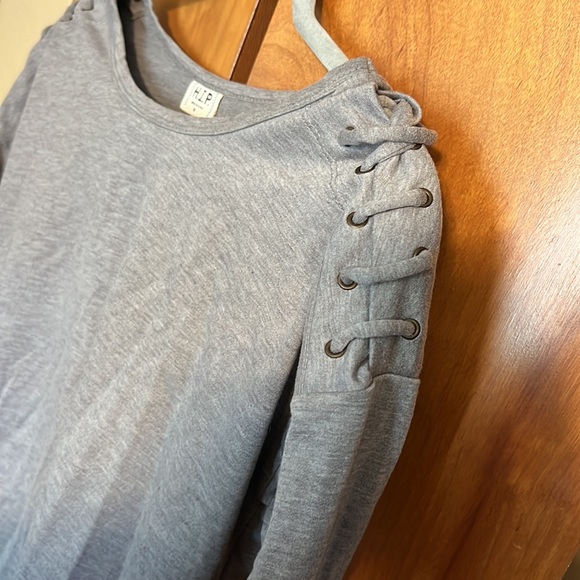 Sweater - Picture 2 of 2